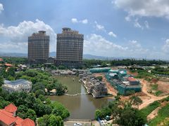 -客天下恐龙水晶玻璃桥