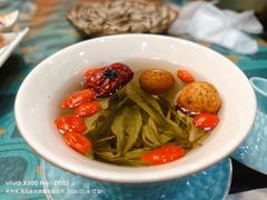 -三江源美食城