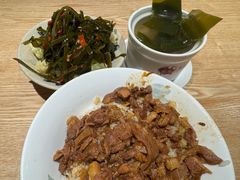 -红猪卤肉饭(大西洋美食城店)