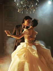 -巴黎婚纱摄影工作室