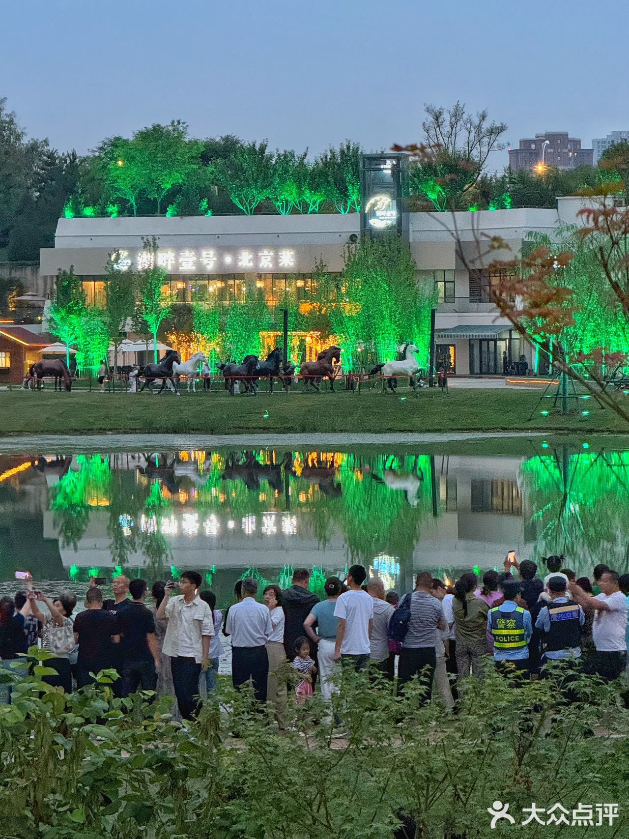 在浐灞藏在中亚公园里的宝藏中亚餐厅 