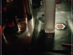 -简奥斯汀·赫本酒吧