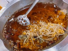 -鑫巴蜀小镇 · 水煮鱼专研店(玉桥店)