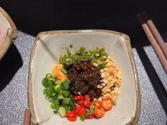 -野山舂·贵州现舂酸汤牛肉(东山店)