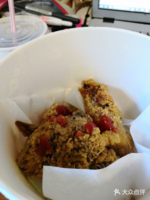 华莱士·全鸡汉堡(宝丰路店)图片