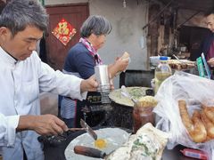 -正宗杂粮煎饼香软鸡蛋饼