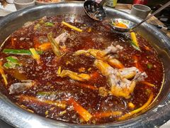 -肖肖酸萝卜鱼火锅(总店)