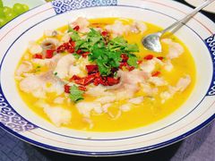 -大城小院饭店(博隆广场虹桥店)