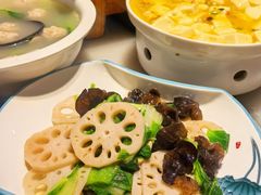 -京城小江南·北京烤鸭·江南土菜·白鱼(中关村店)
