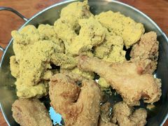 -BHC炸鸡(明洞总店)