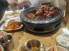 -青瓦餐厅·生鱼片·韩园烤肉(西塔店)