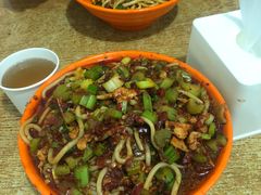 -玲玲米粉·新疆现炒米粉(大十字总店)