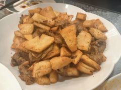 干煸馕炒肉-汗腾格里·风味餐厅(新疆驻京办店)