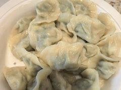-东来菜馆•手抓海鲜家常菜•海鲜锅贴(鸽子窝店)