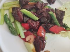黑金雪花牛肉粒-上海和平饭店龙凤厅 Dragon Phoenix