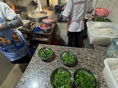 -正宗杨记普洱酸醋米线(总店)