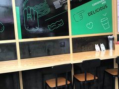 -龙治汉堡(中华城店)