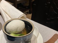 清汤鸡孚炖辽参-萬國春·中菜馆(颐和公馆店)