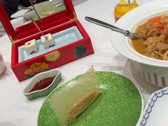 -品海楼·大连海胆锅贴馆(东港店)