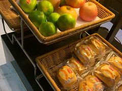 -喜鹊愉家酒店(郑州曼哈顿博览中心地铁站店)