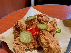 韩式甜辣炸鸡翅-魏斯理汉堡(西安沣东吾悦店)
