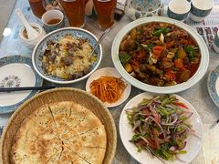 -汗腾格里·风味餐厅(新疆驻京办店)