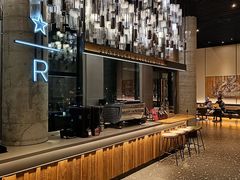 -星巴克臻选(湖滨道店)