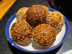 巧克力糖油果子-小饕荟雅安贡椒鱼鲜馆(广福桥店)