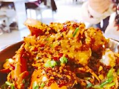 -凤凰路何眼镜香辣蟹(花果园店)