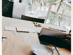 -穹六人间 people 6(岳阳路店)