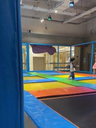 -探奇乐园蹦床公园(日月广场店)