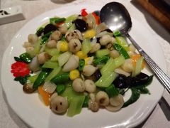 五彩珍珠马蹄小炒皇-五稻厨房粤西菜(新闻店)