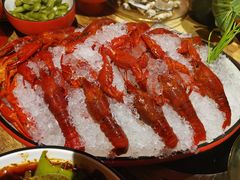 -虾弄弄海派小龙虾·牛羊蝎子火锅