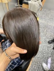 -Tloml salon