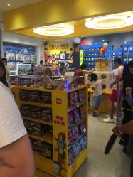 -乐高品牌旗舰店(人民广场店)