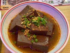 老广辣鸭血-赵财记·肠粉·煲仔饭(九龙城店)