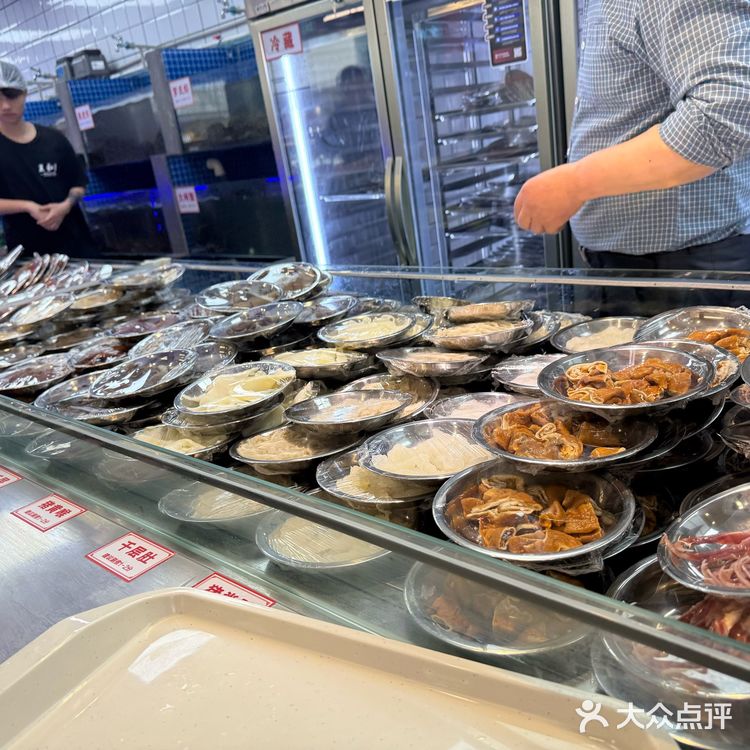 锅底很哇塞！王和李海鲜🦞火锅