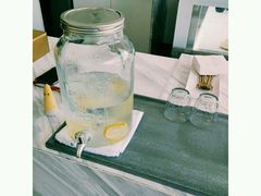 -UNI UNI(环亚凯瑟琳店)