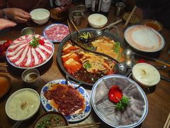 -萍姐火锅·公路夜市(武汉首店)