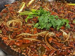 老铁锅秘制美蛙-鸿顺老铁锅美蛙鱼府(解放碑店)