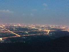 -鬼笑石后山停车场