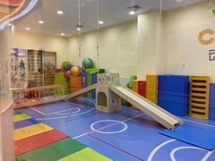 -红黄蓝成长中心(公益西桥校区)