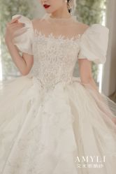 -艾米丽婚纱礼服