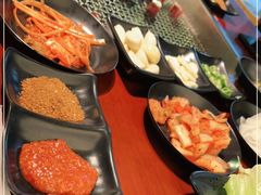 -肉甲韩国木炭烤肉(新壹街1店)