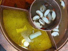 -滇釜火锅·能喝汤的火锅(车公庄店)