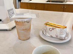-Cafe on warm(丹霞店)