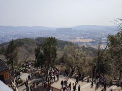 -灵岩山风景区
