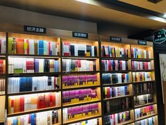 -新华书店(沙坪坝书城店)