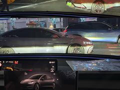 -TESLA 特斯拉(上海太古汇体验店)