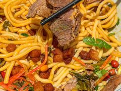 -鑫花溪牛肉米粉(凤凰街创始总店)